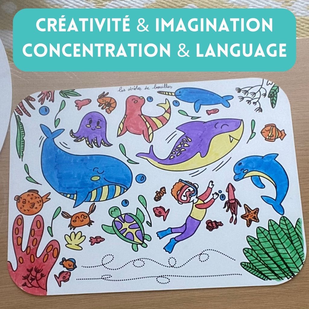Set de table sur le thème de l'océan colorié avec texte par dessus : "créativité & imagination, concentration & language)